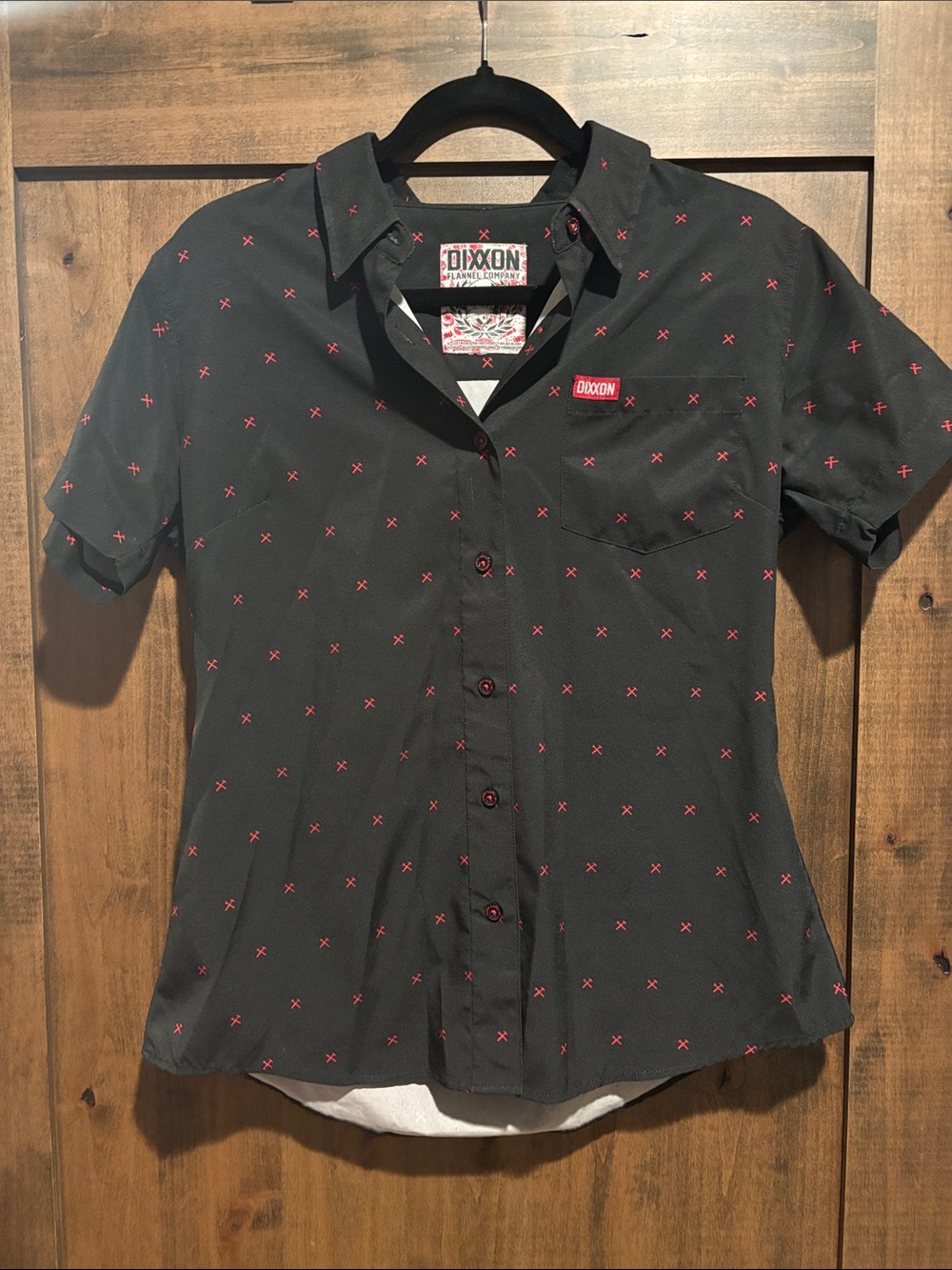 DIXXON Finney Black Short Sleeve Button-Up